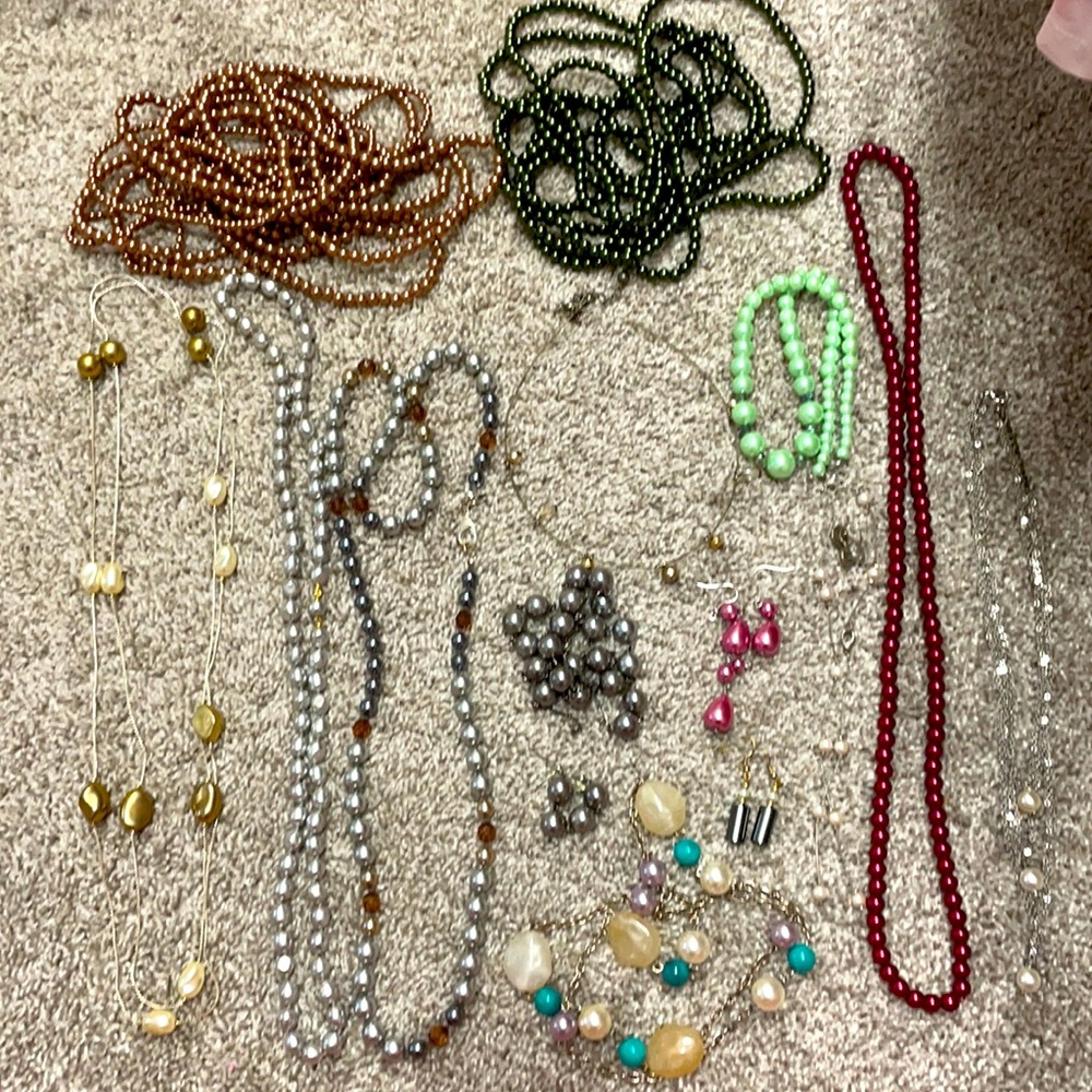 🌼3/$30 Lot of 19 Faux Pearl Jewelry